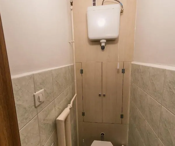 Home- Pesterzsébet Appartamento *