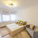 Home- Pesterzsébet * Budapest