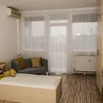 Home- Pesterzsébet