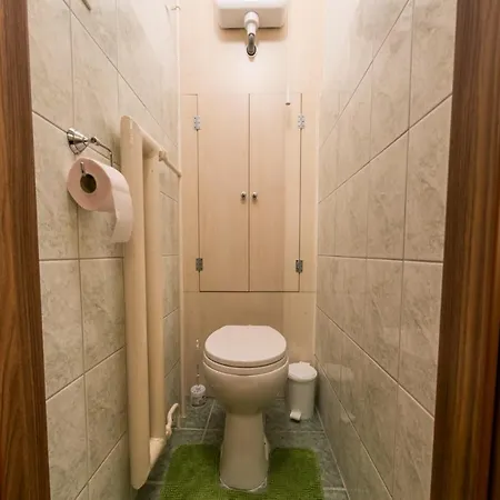 Home- Pesterzsebet Budapešť