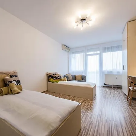 Apartment Home- Pesterzsebet Budapest