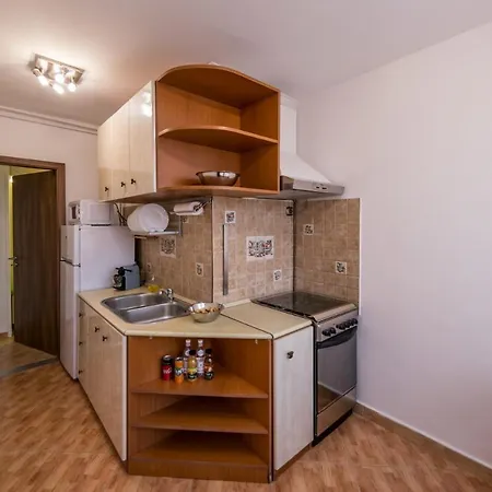Home- Pesterzsebet * Budapešť