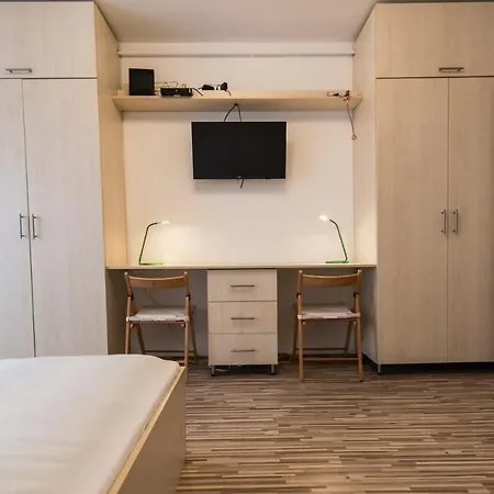 Home- Pesterzsebet Apartment Budapest