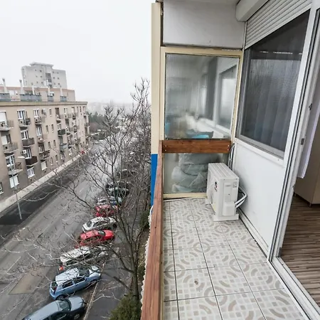 Home- Pesterzsebet Budapešť