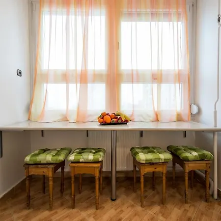 Home- Pesterzsebet